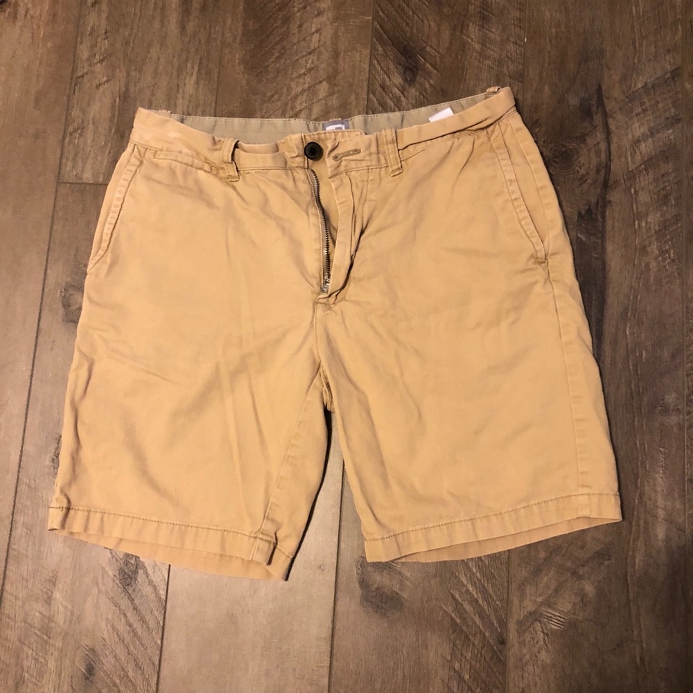 Khaki shorts